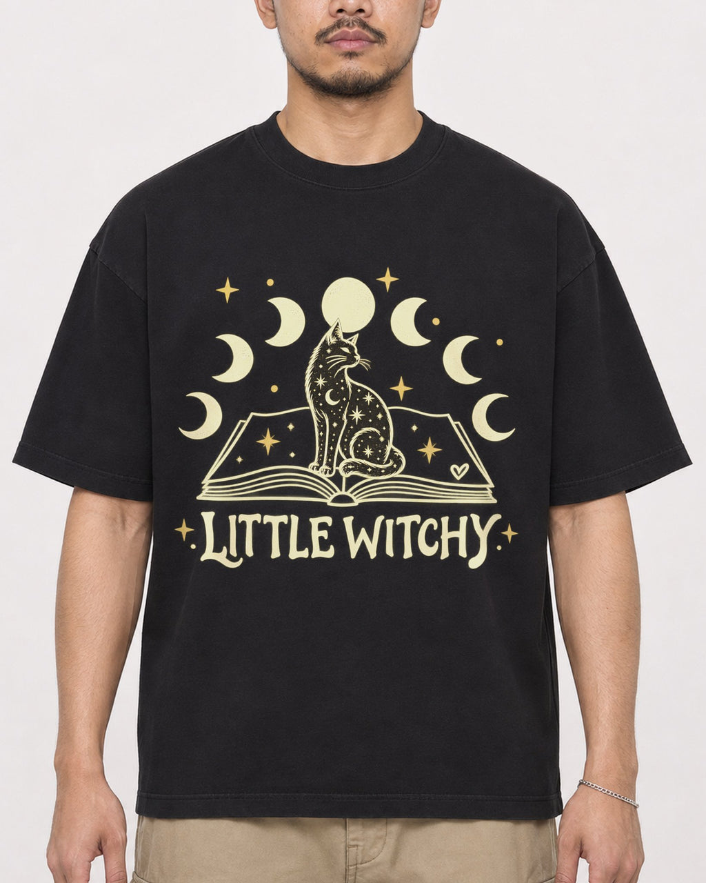 Mockup Boxy Heavyweight Tee Black male close-up 32