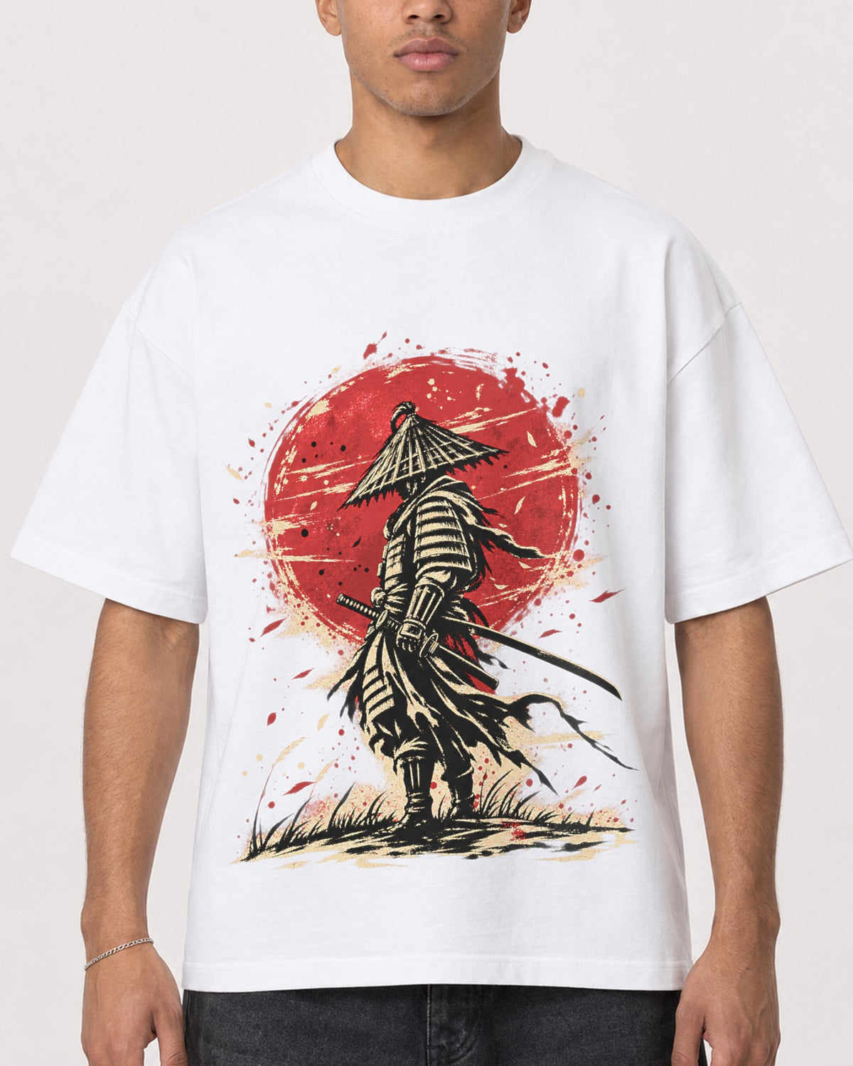 Mockup Boxy Heavyweight Tee White male close-up 50