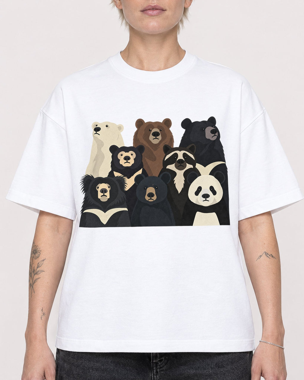 Mockup Boxy Heavyweight Tee White female close-up 48