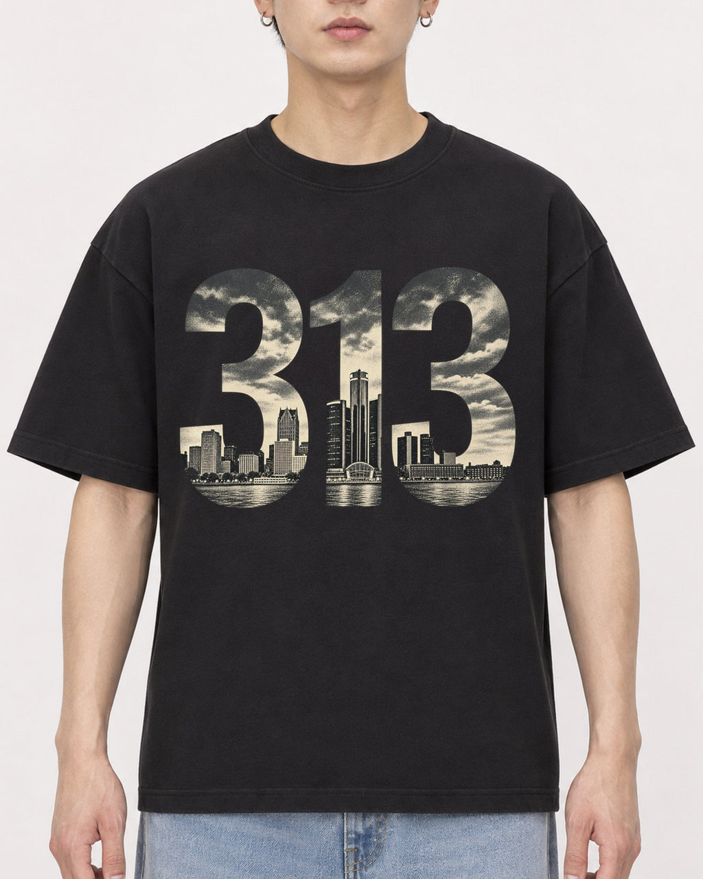 Mockup Boxy Heavyweight Tee Black male close-up 01