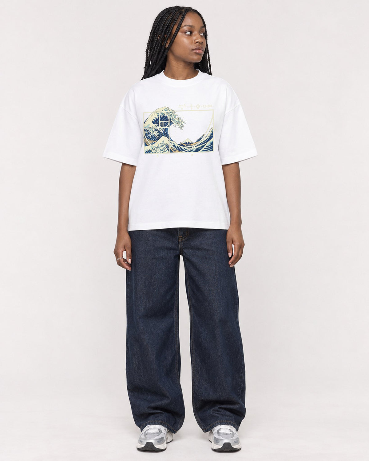 Mockup Boxy Heavyweight Tee White female full-body 04