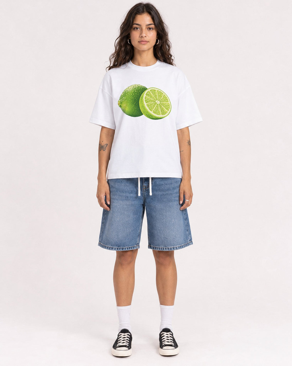 Mockup Boxy Heavyweight Tee White female full-body 06