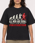 Mockup Boxy Heavyweight Tee Black female close-up 06