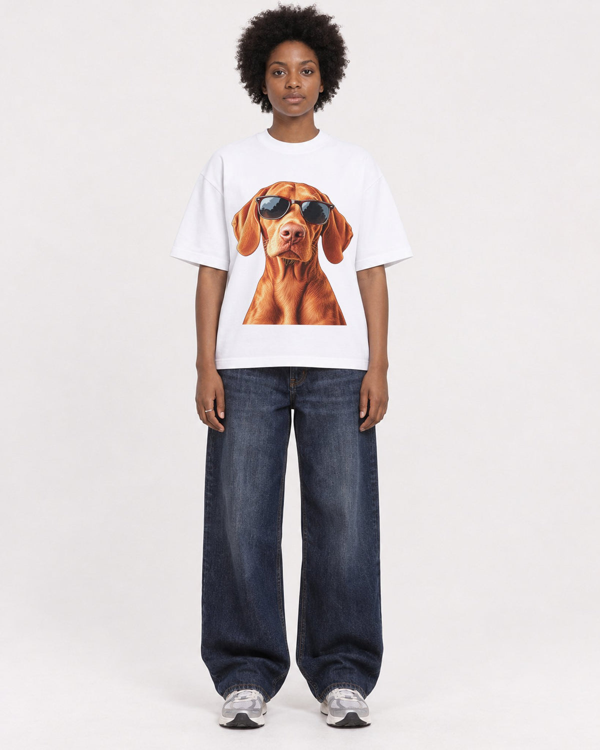 Mockup Boxy Heavyweight Tee White female full-body 14