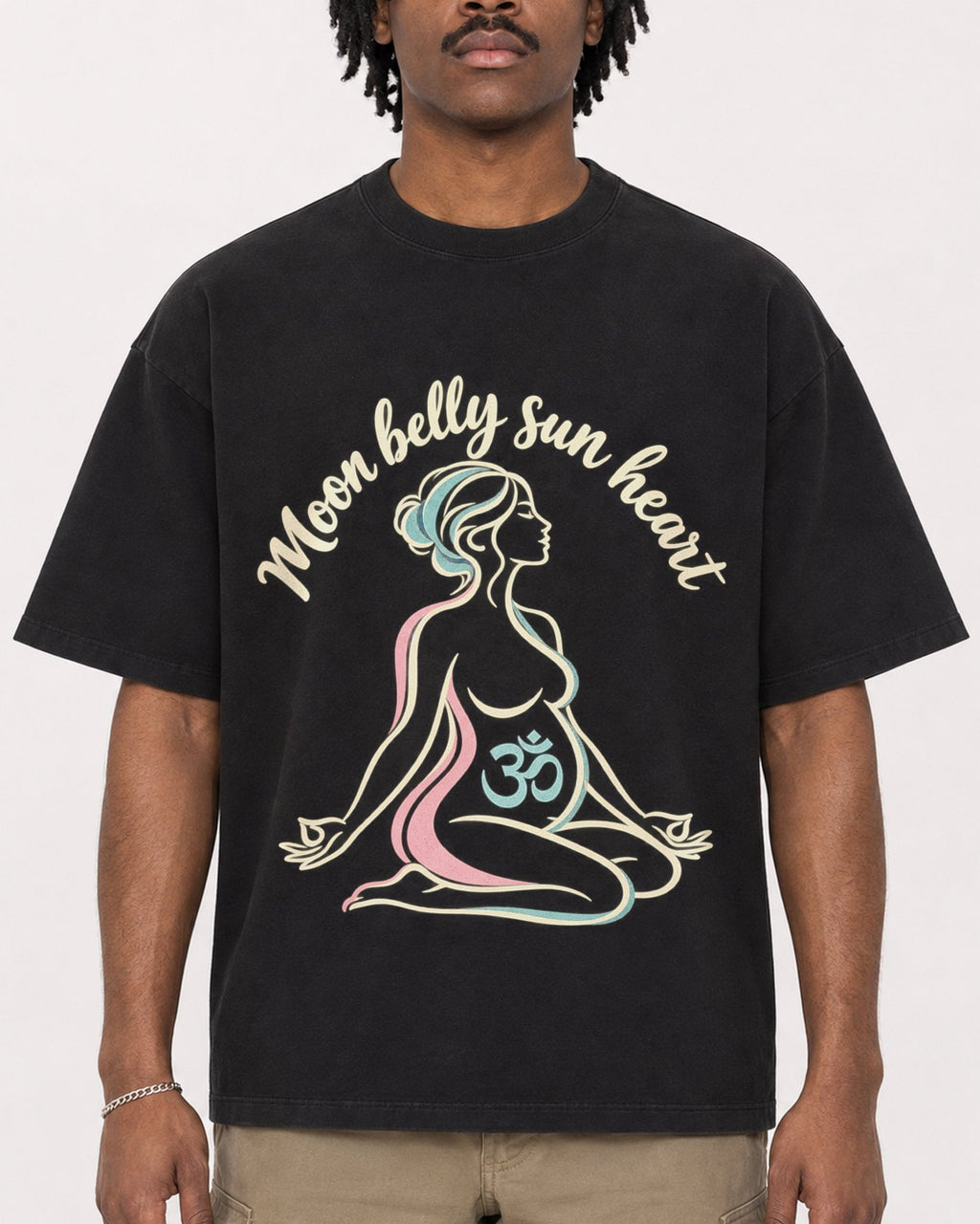 Mockup Boxy Heavyweight Tee Black male close-up 04