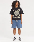 Mockup Boxy Heavyweight Tee Black female full-body 05
