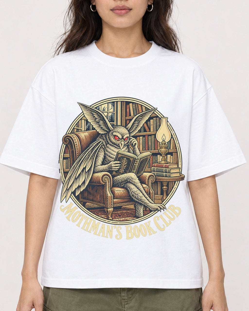 Mockup Boxy Heavyweight Tee White female close-up 02