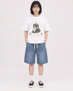 Mockup Boxy Heavyweight Tee White female full-body 11