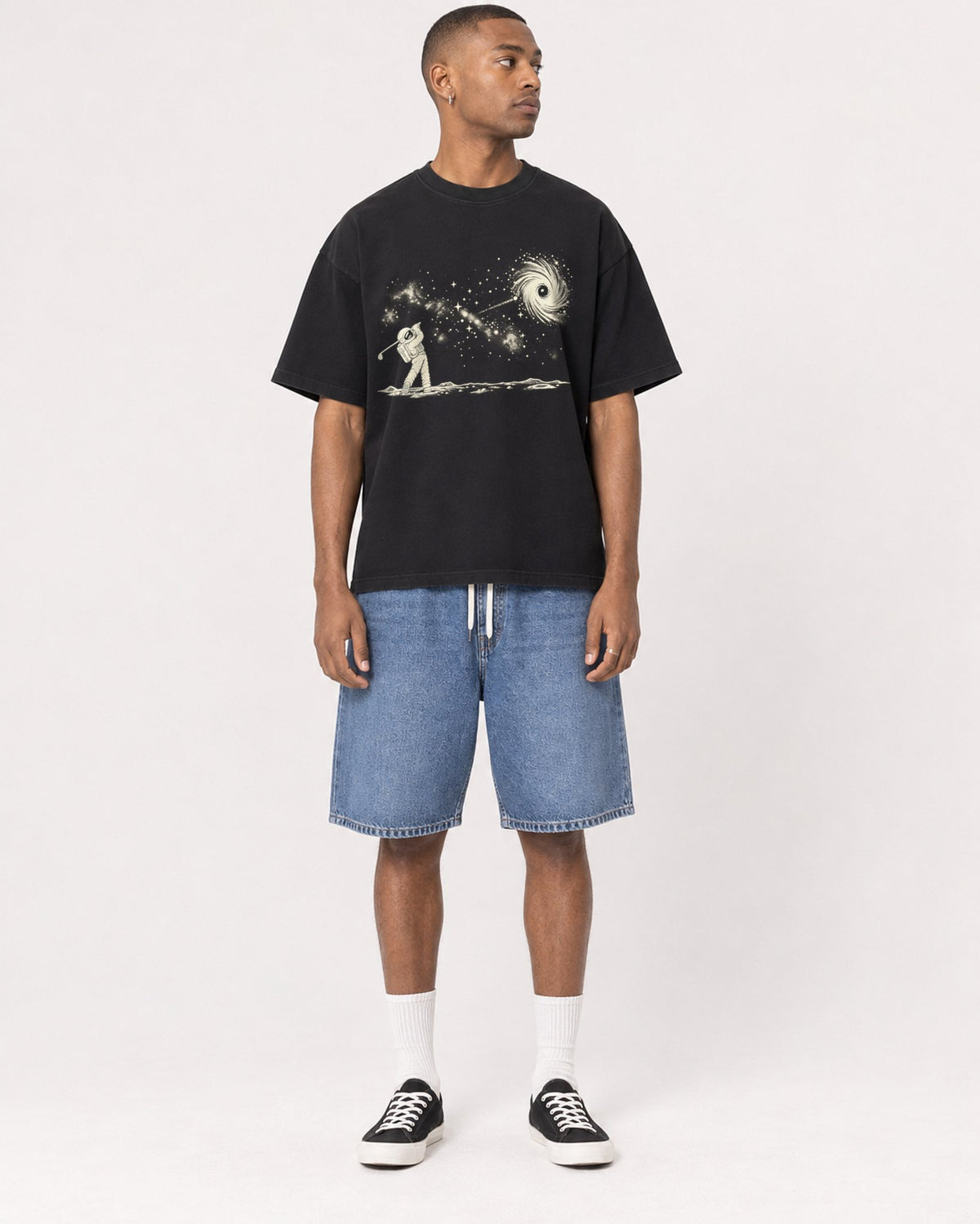 Mockup Boxy Heavyweight Tee Black male full-body 35