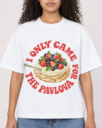 Mockup Boxy Heavyweight Tee White female close-up 10