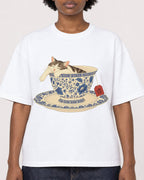 Mockup Boxy Heavyweight Tee White female close-up 14