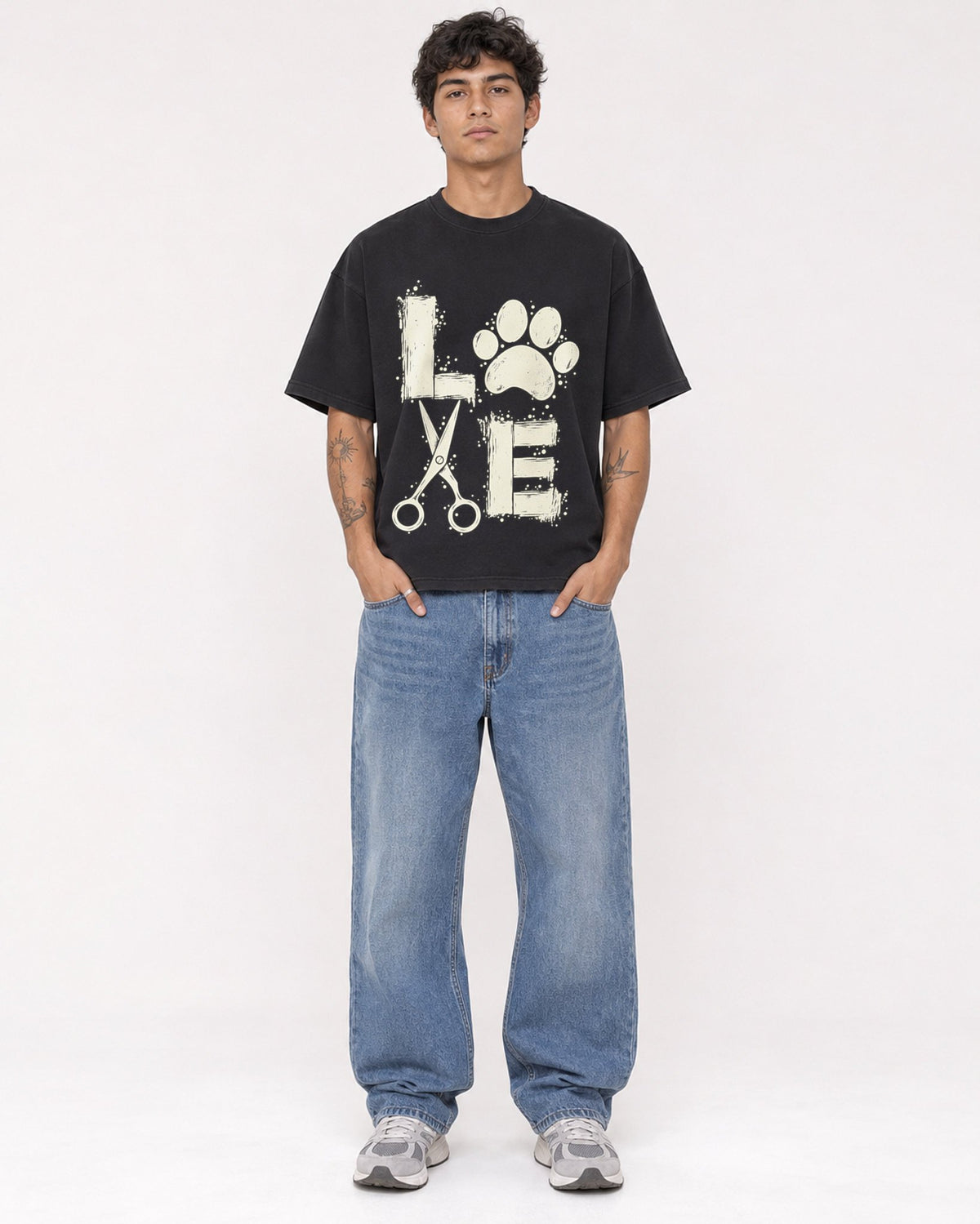 Mockup Boxy Heavyweight Tee Black male full-body 06