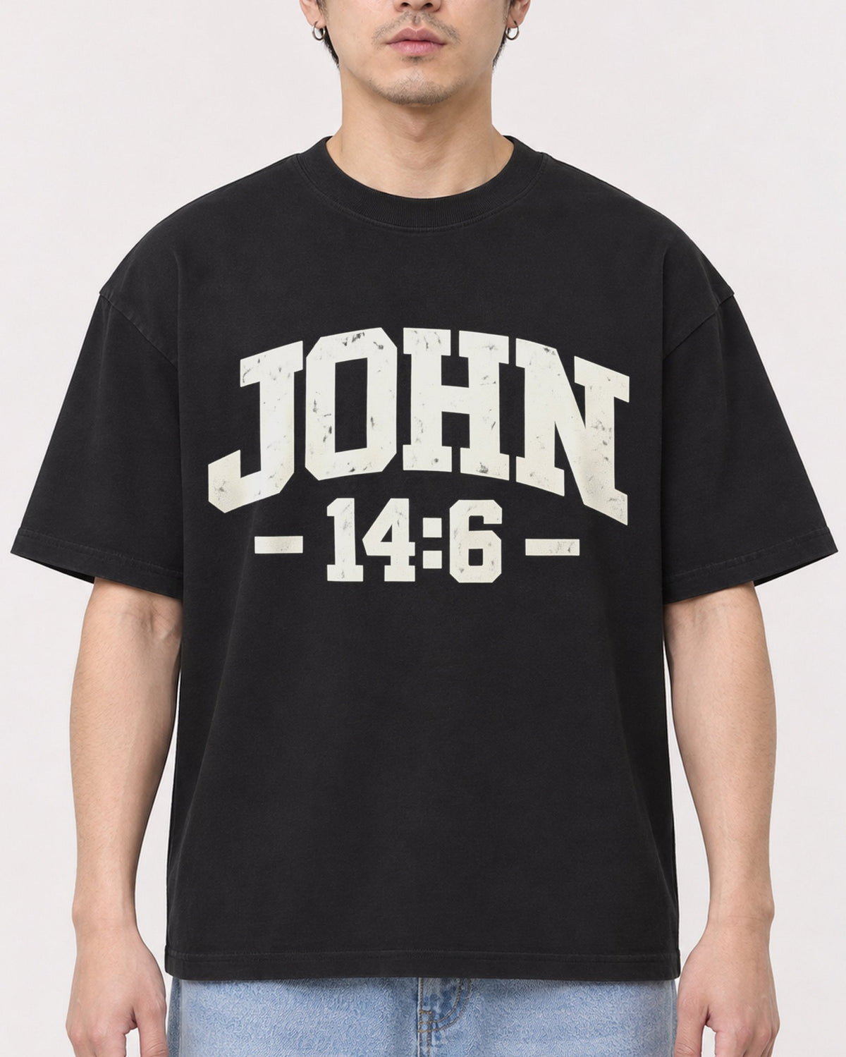 Mockup Boxy Heavyweight Tee Black male close-up 13