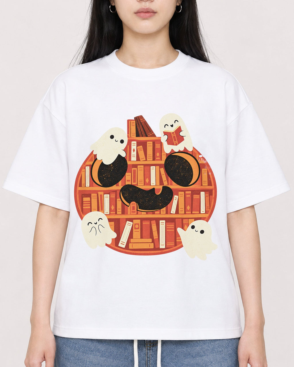Mockup Boxy Heavyweight Tee White female close-up 01