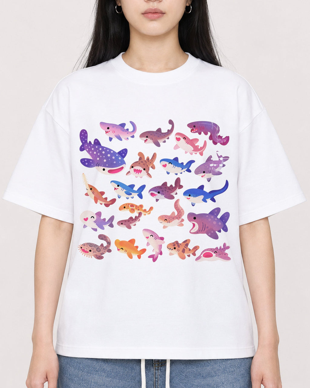 Mockup Boxy Heavyweight Tee White female close-up 01
