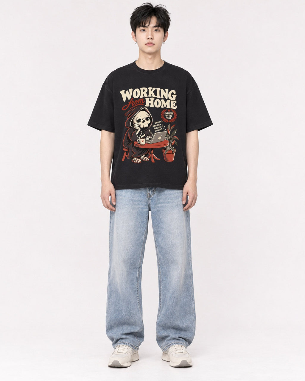 Mockup Boxy Heavyweight Tee Black male full-body 01