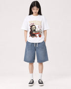 Mockup Boxy Heavyweight Tee White female full-body 01