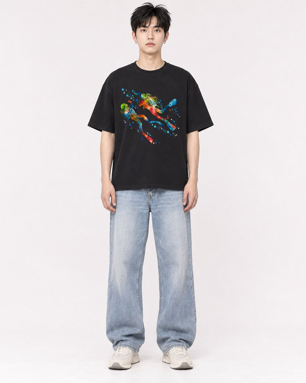 Mockup Boxy Heavyweight Tee Black male full-body 01