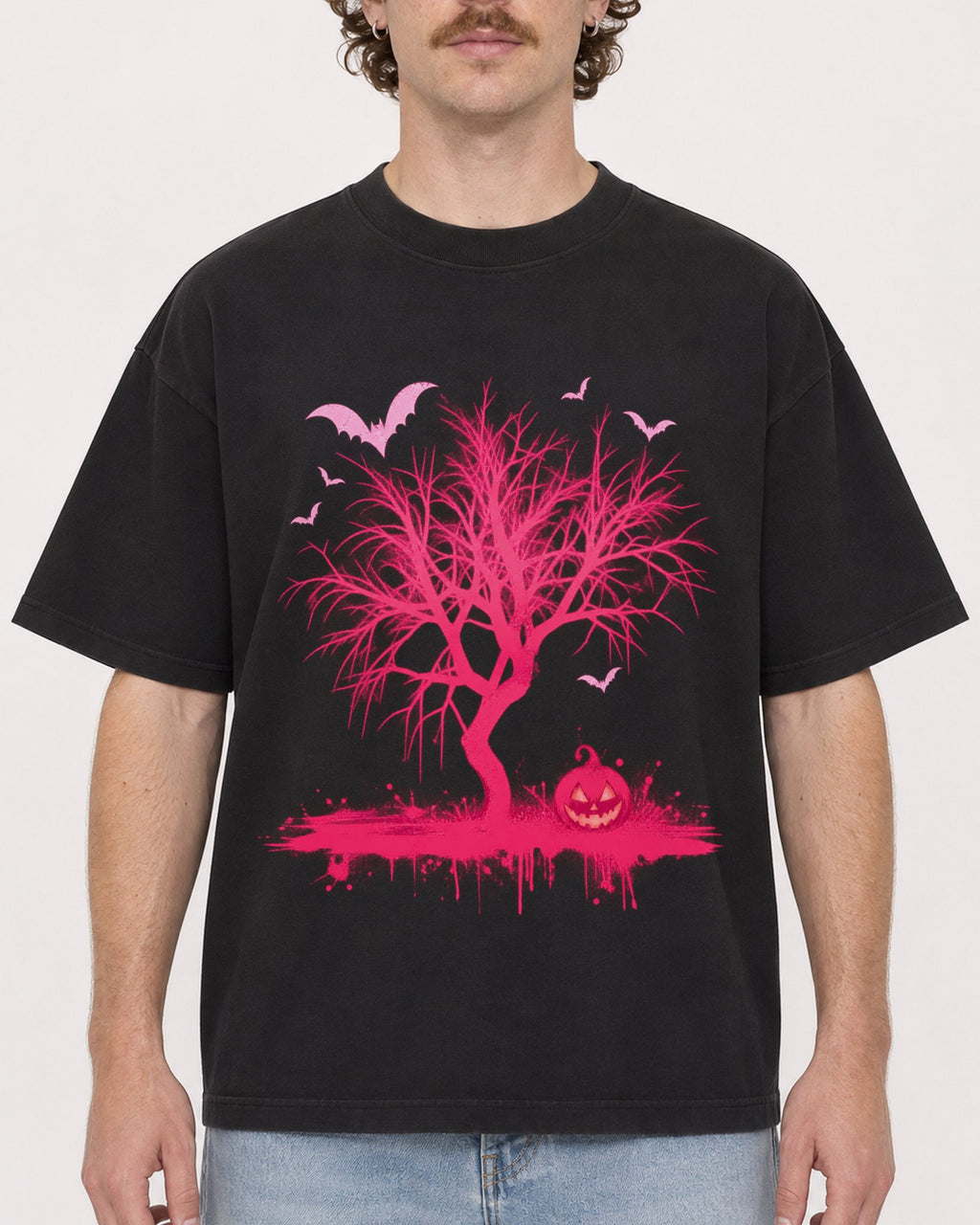 Mockup Boxy Heavyweight Tee Black male close-up 09