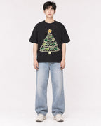 Mockup Boxy Heavyweight Tee Black male full-body 01