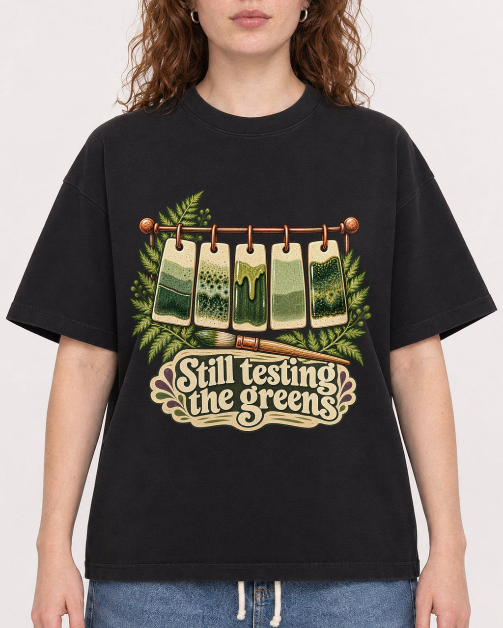 Mockup Boxy Heavyweight Tee Black female close-up 09