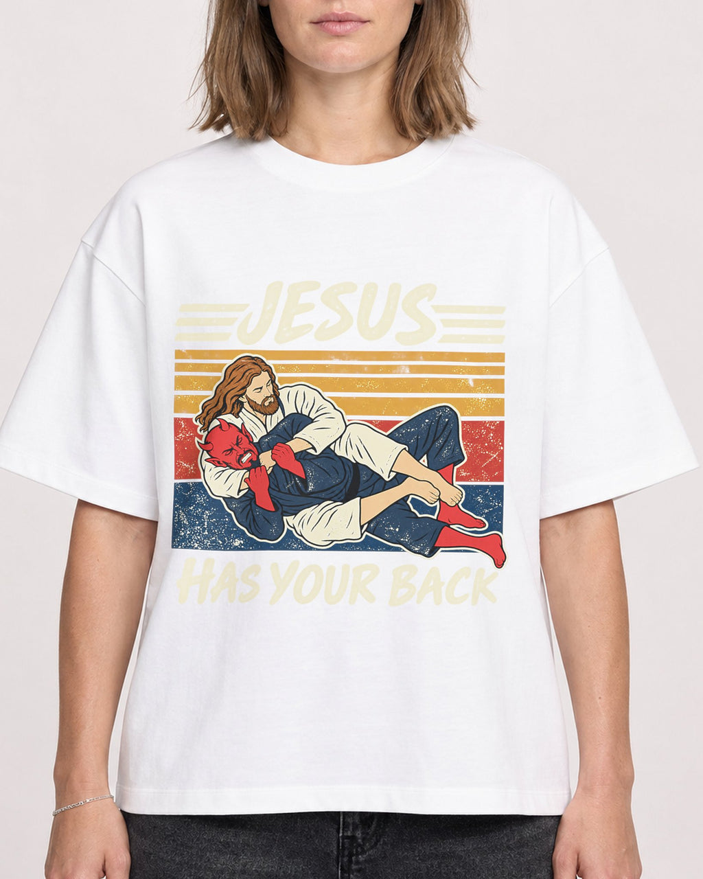 Mockup Boxy Heavyweight Tee White female close-up 38