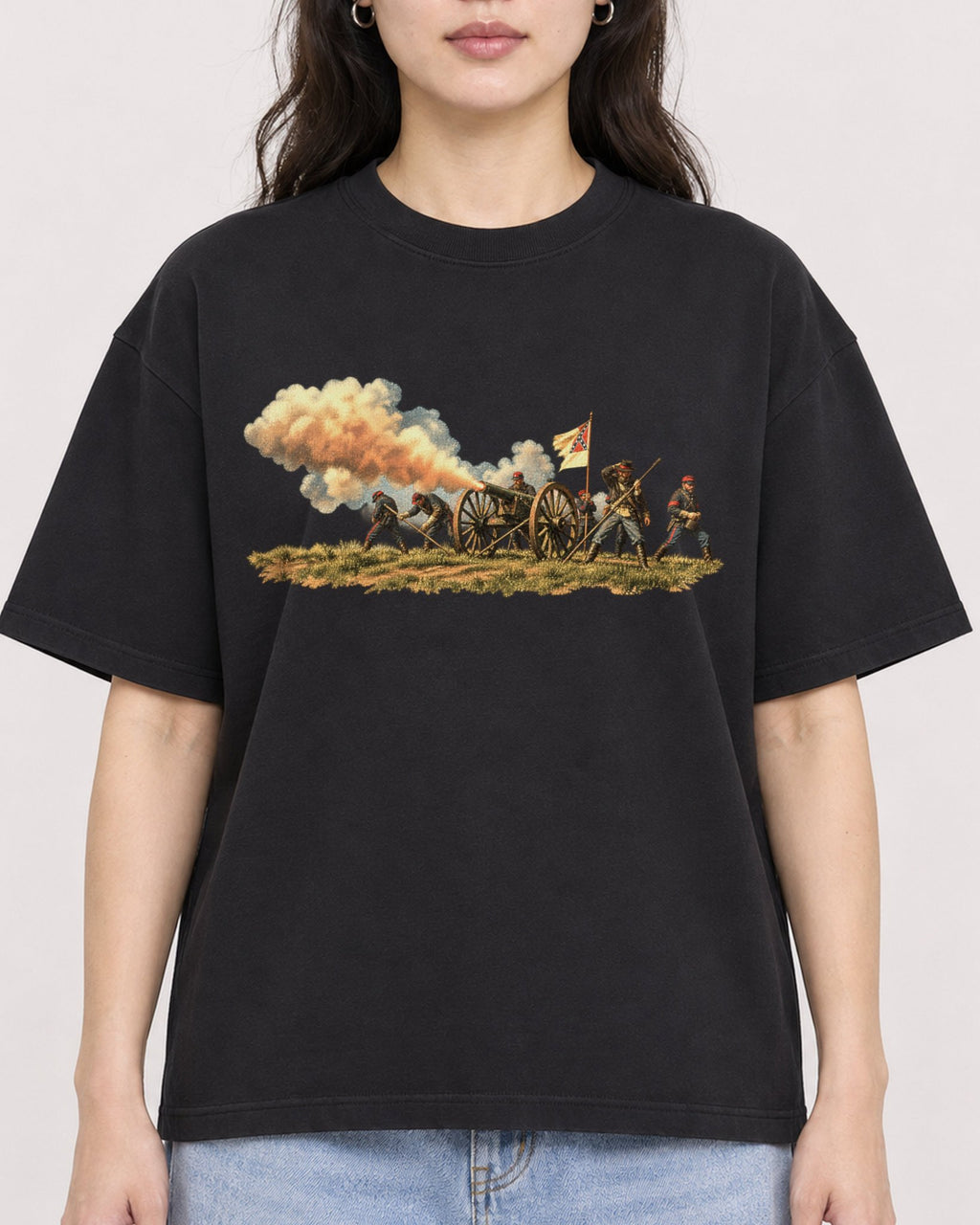 Mockup Boxy Heavyweight Tee Black female close-up 03