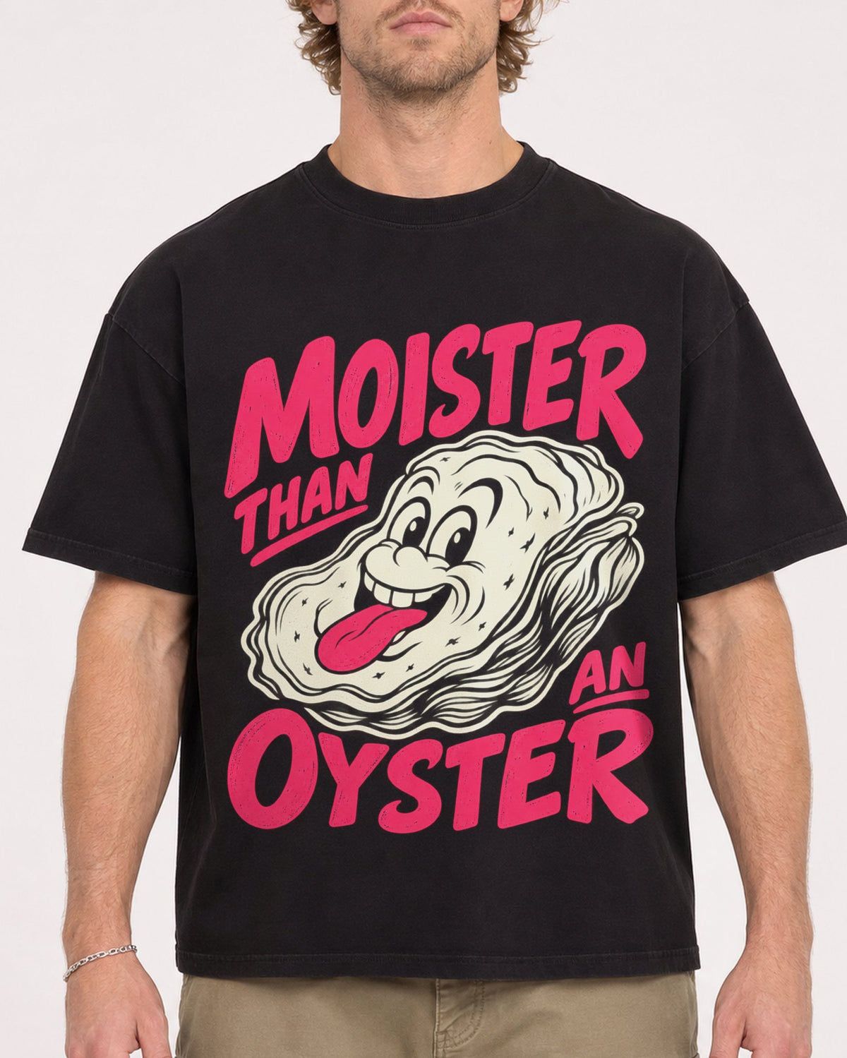 Mockup Boxy Heavyweight Tee Black male close-up 28