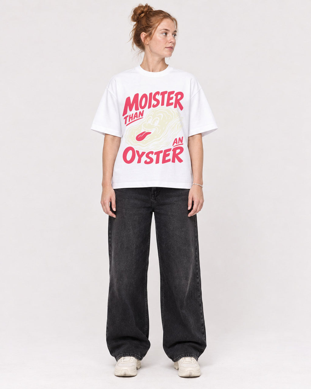 Mockup Boxy Heavyweight Tee White female full-body 28
