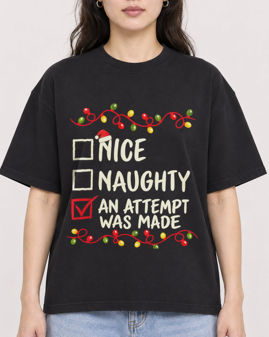 Mockup Boxy Heavyweight Tee Black female close-up 03