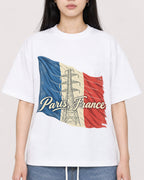 Mockup Boxy Heavyweight Tee White female close-up 01