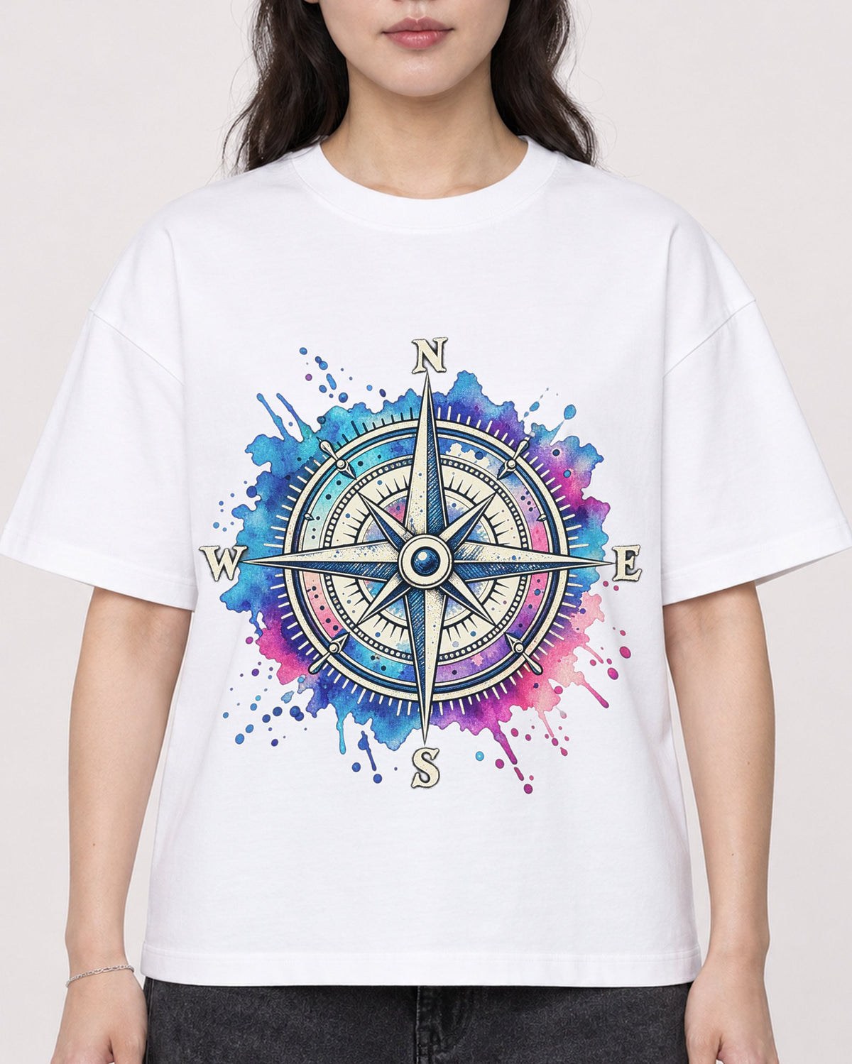 Mockup Boxy Heavyweight Tee White female close-up 03