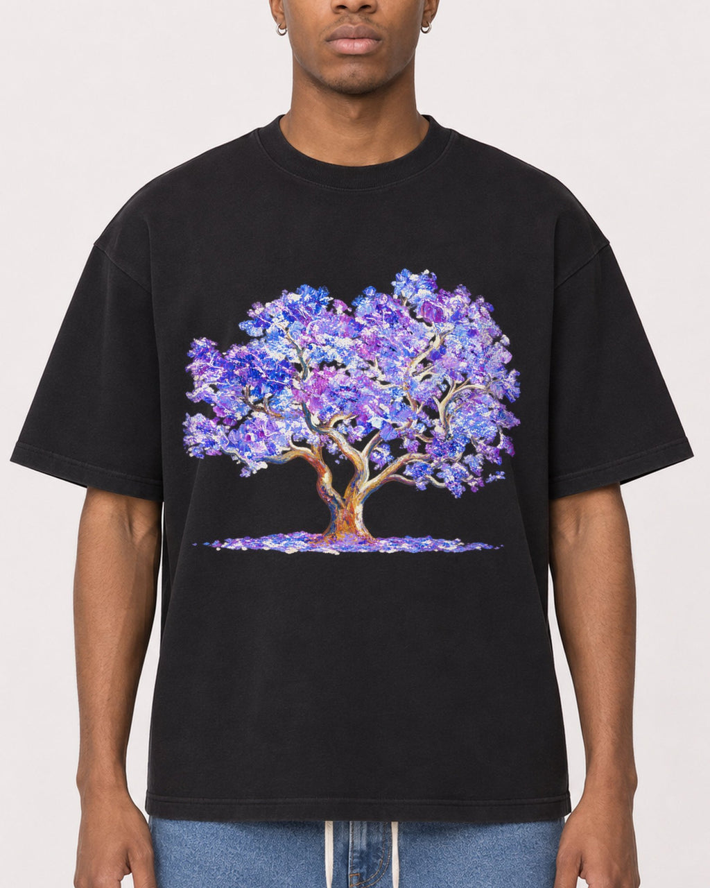 Mockup Boxy Heavyweight Tee Black male close-up 35