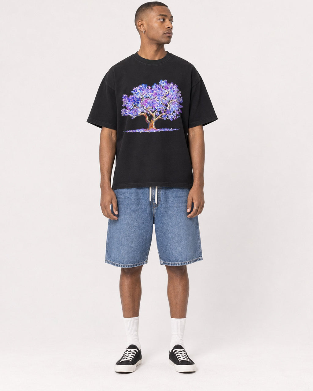 Mockup Boxy Heavyweight Tee Black male full-body 35