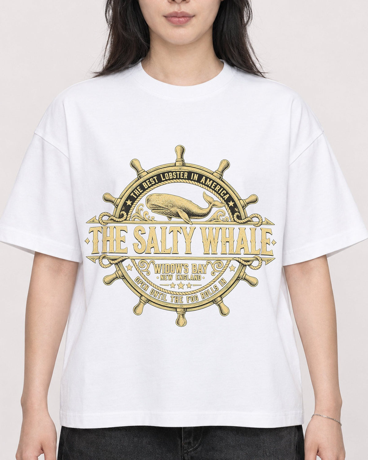 Mockup Boxy Heavyweight Tee White female close-up 13