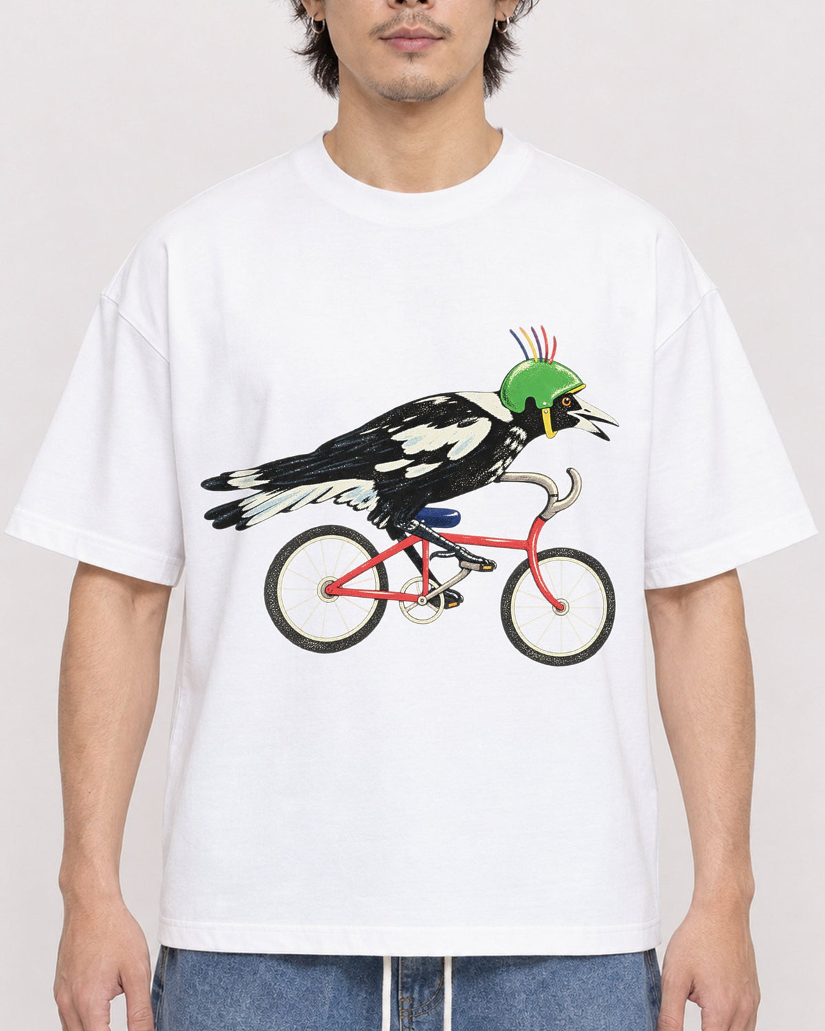 Mockup Boxy Heavyweight Tee White male close-up 03
