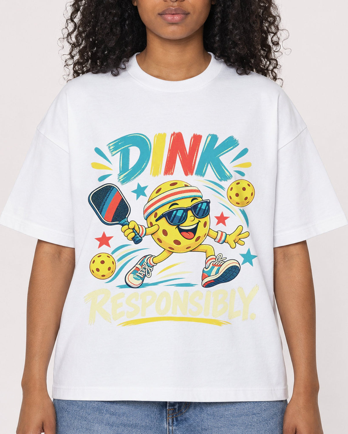 Mockup Boxy Heavyweight Tee White female close-up 05