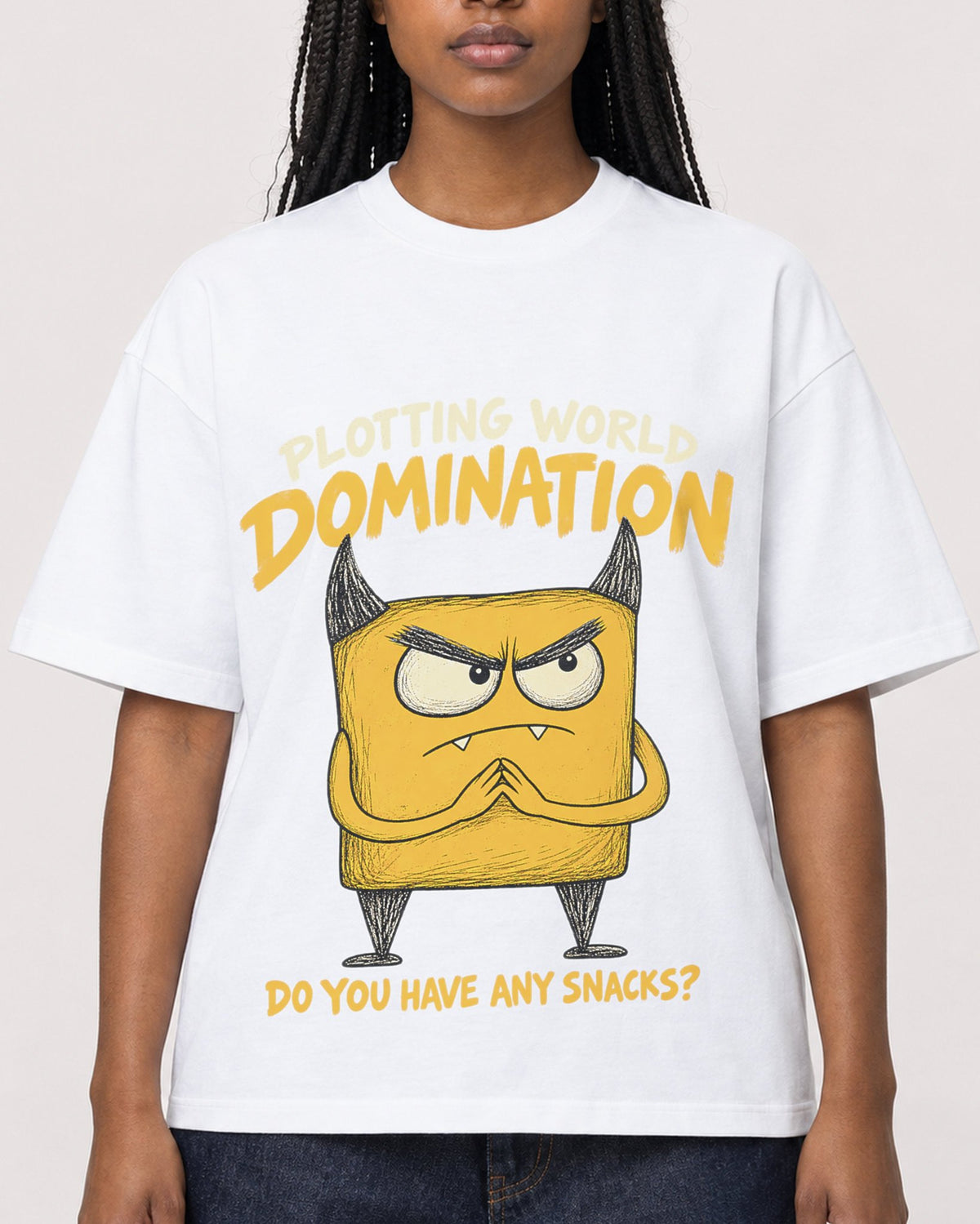 Mockup Boxy Heavyweight Tee White female close-up 04