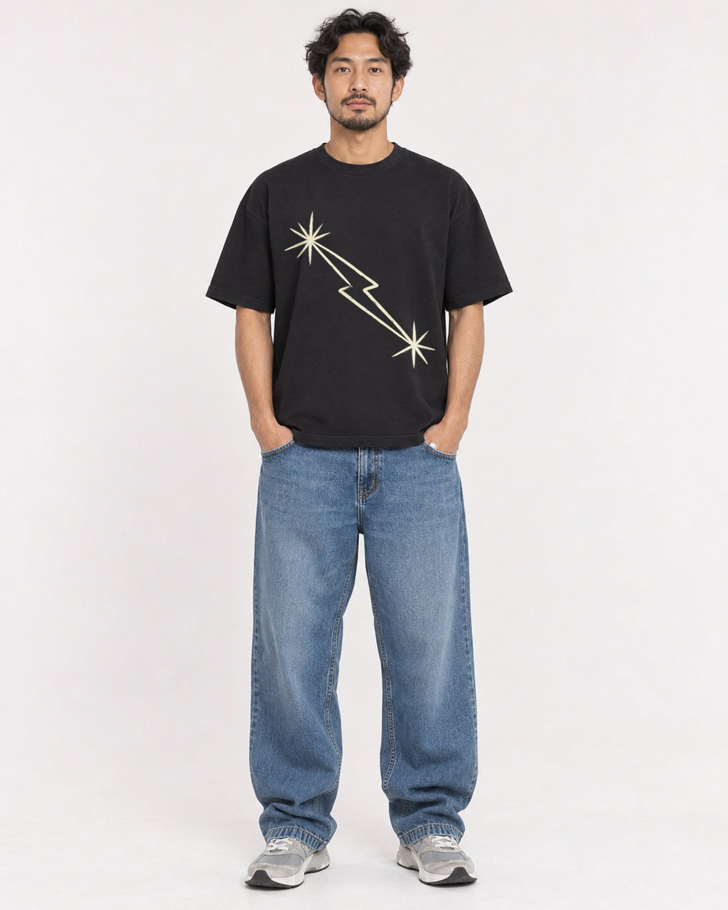 Mockup Boxy Heavyweight Tee Black male full-body 02