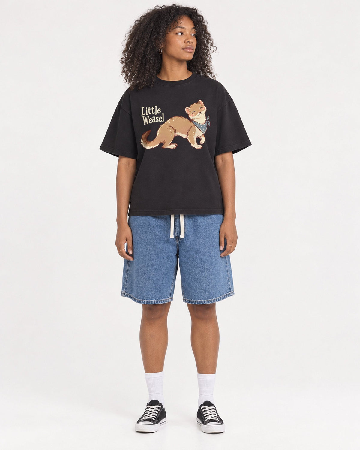 Mockup Boxy Heavyweight Tee Black female full-body 05