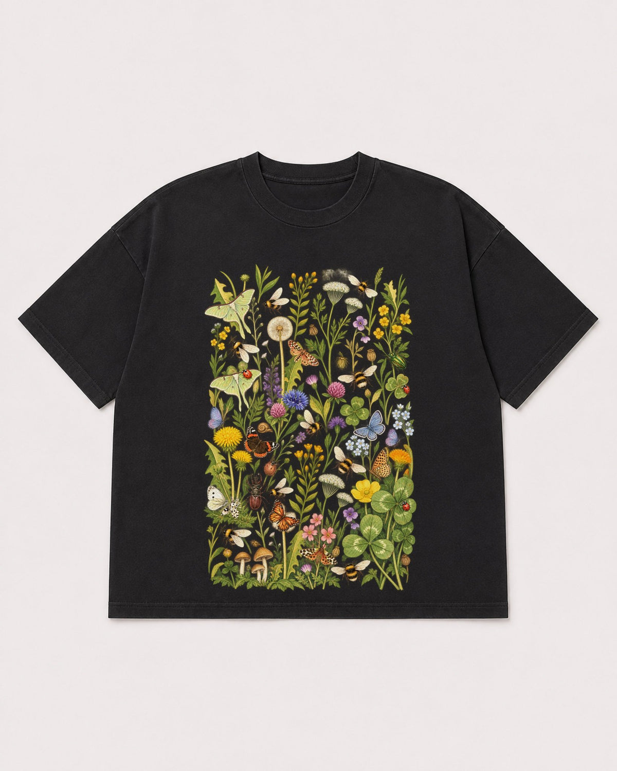 Mockup Boxy Heavyweight Tee Black product