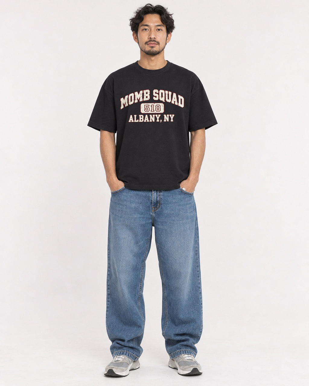 Mockup Boxy Heavyweight Tee Black male full-body 02