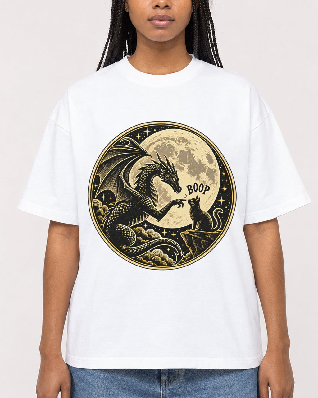 Mockup Boxy Heavyweight Tee White female close-up 45