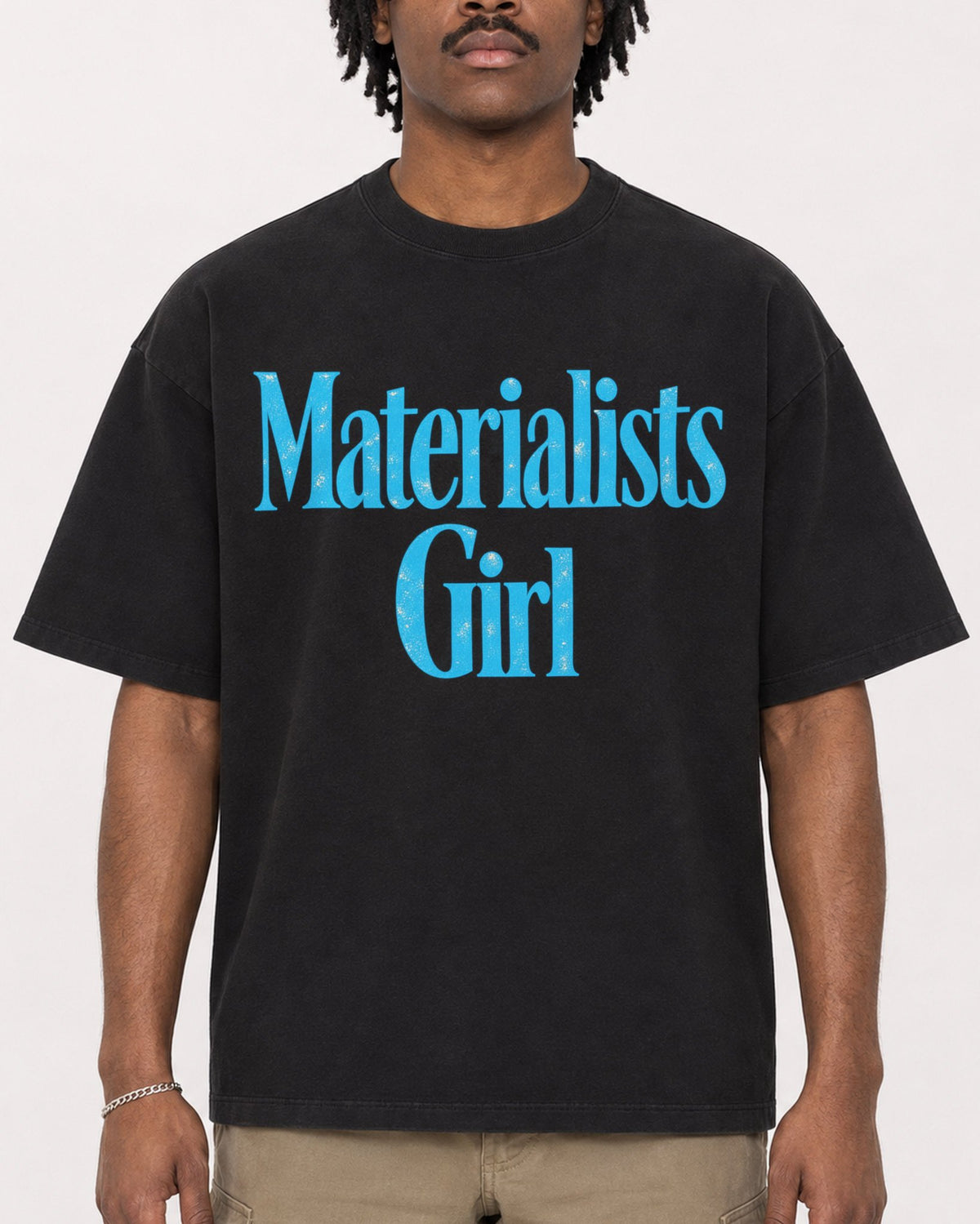 Mockup Boxy Heavyweight Tee Black male close-up 04