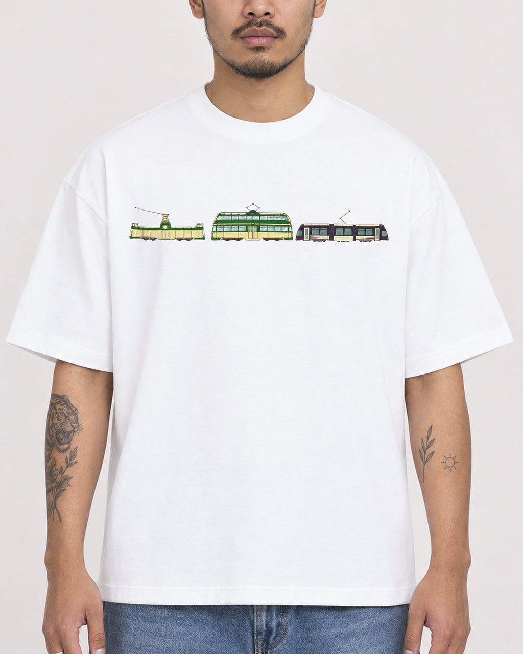 Mockup Boxy Heavyweight Tee White male close-up 12