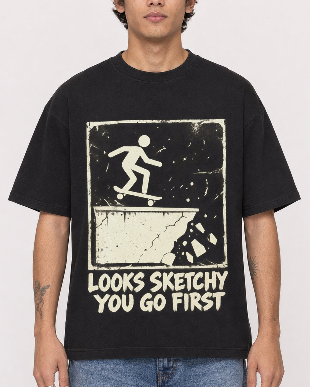 Mockup Boxy Heavyweight Tee Black male close-up 06