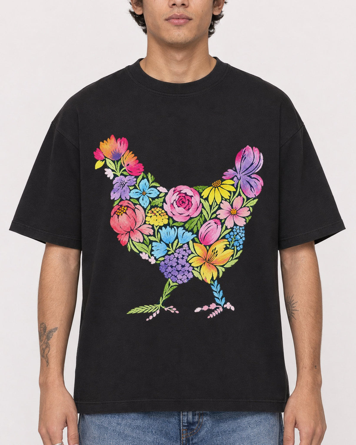 Mockup Boxy Heavyweight Tee Black male close-up 06