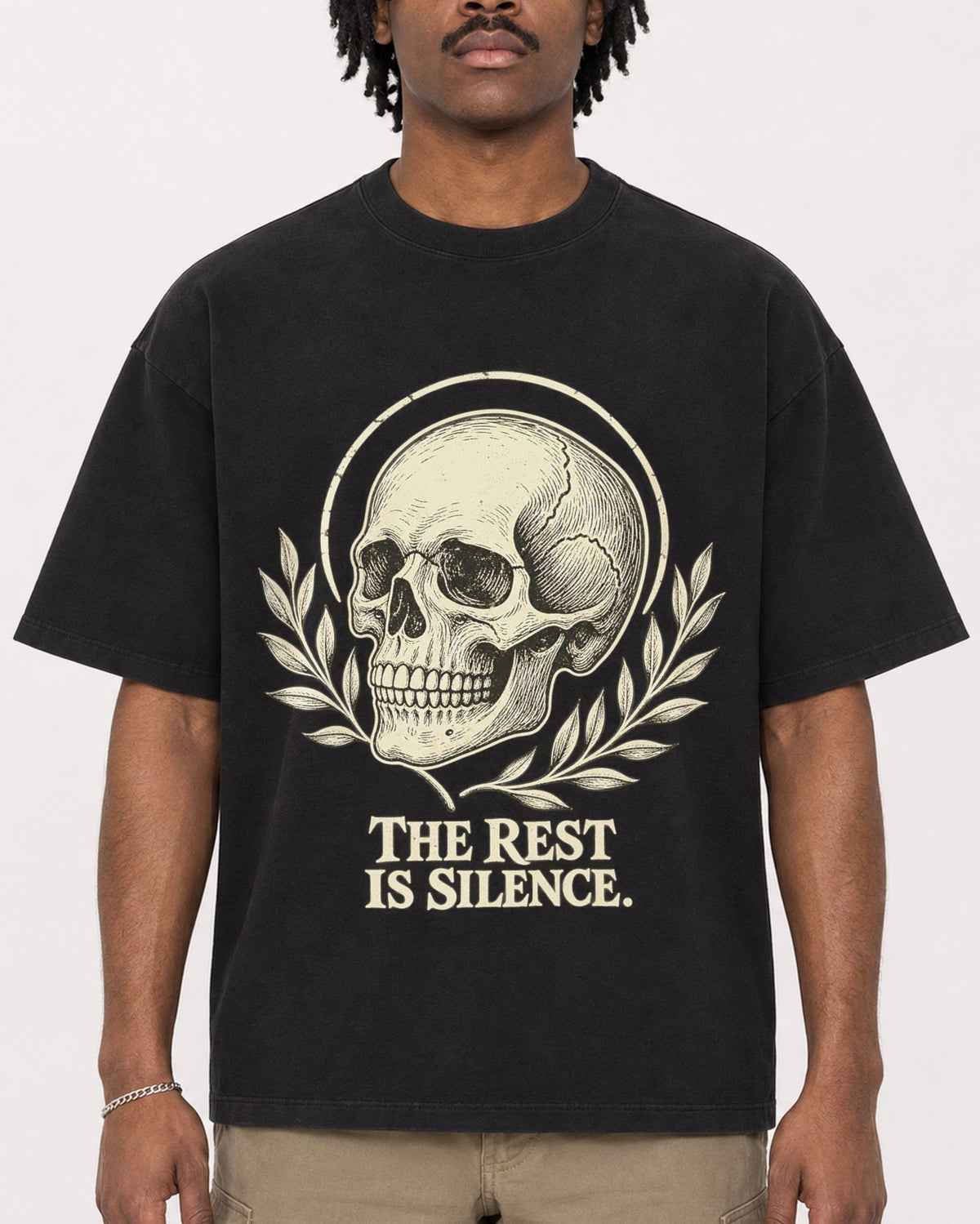 Mockup Boxy Heavyweight Tee Black male close-up 04