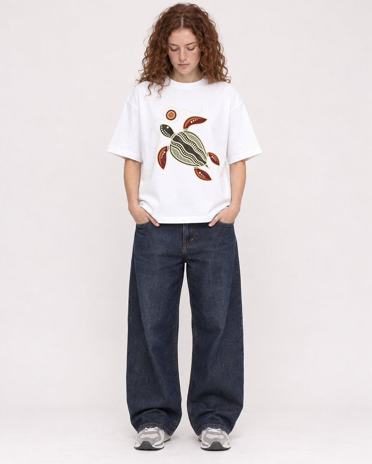 Mockup Boxy Heavyweight Tee White female full-body 09