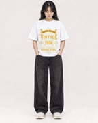 Mockup Boxy Heavyweight Tee White female full-body 13